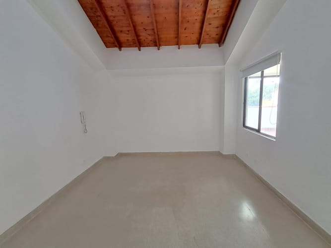 Apartamento de 4 alcobas en arriendo en Florida Nueva, Medellín, 184 m² · foto 21 de 24