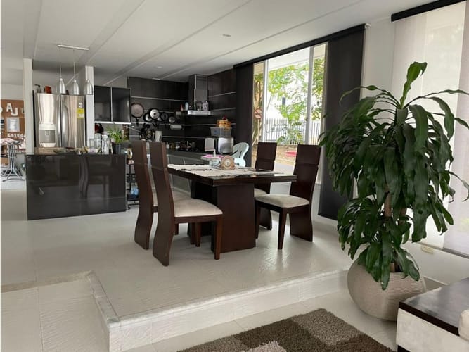 Casa de 3 alcobas en venta en Buque, Villavicencio, 124 m² · foto 2 de 17