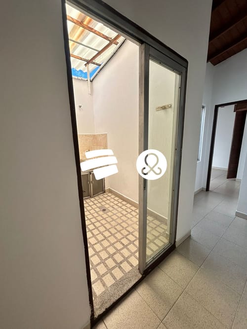 Apartamento de 3 alcobas en venta en Entreamigos, Sabaneta, 93 m² · foto 8 de 16