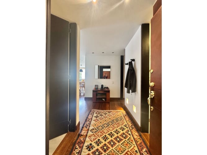 Apartaestudio en arriendo en Los Rosales, Bogotá, 74 m² · foto 2 de 13
