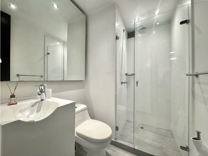 Apartaestudio en arriendo en Los Rosales, Bogotá, 74 m² · foto 6 de 13
