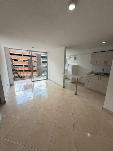Apartamento de 3 alcobas en arriendo en Camino Verde, Envigado, 65 m² · foto 12 de 12