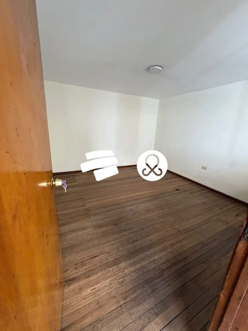 Casa de 6 alcobas en venta en Primavera Occidental - Puente Aranda, Bogotá, 252 m² · foto 17 de 24