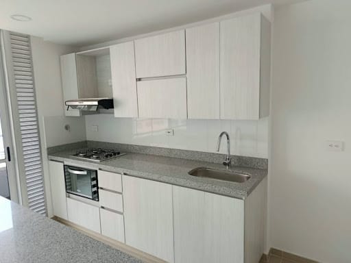 Apartamento de 3 alcobas en arriendo en Suramérica, Itagüí, 82 m² · foto 3 de 18