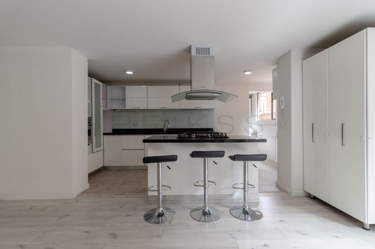 Apartamento de 4 alcobas en venta en La Carolina, Bogotá, 190 m² · foto 3 de 20