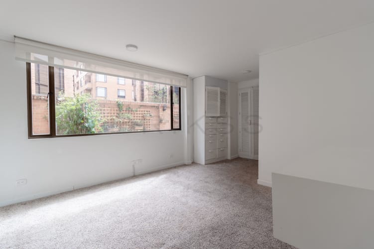 Apartamento de 4 alcobas en venta en La Carolina, Bogotá, 190 m² · foto 4 de 20