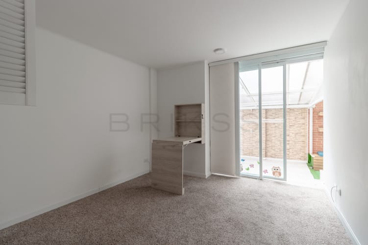 Apartamento de 4 alcobas en venta en La Carolina, Bogotá, 190 m² · foto 6 de 20