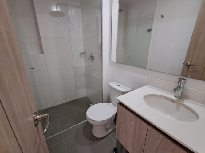 Apartamento de 2 alcobas en arriendo en Los Colegios, Rionegro, 68 m² · foto 14 de 16