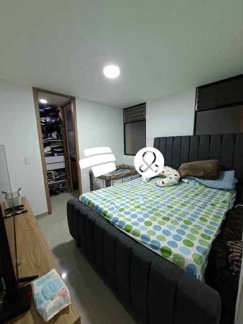 Apartamento de 3 alcobas en venta en Cabañitas, Bello, 74 m² · foto 11 de 15