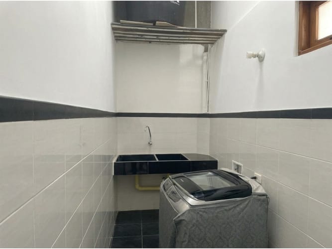 Casa de 3 alcobas en venta en Pan De Azucar, Sabaneta, 190 m² · foto 12 de 13