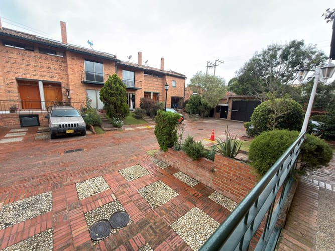 Casa de 3 alcobas en venta en Cr Oikos, Chía, 200 m² · foto 3 de 24