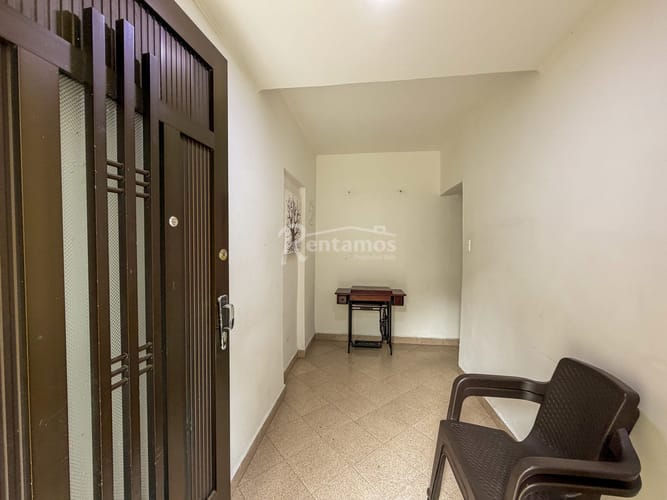 Casa de 7 alcobas en venta en Belén Fatima, Medellín, 400 m² · foto 2 de 23
