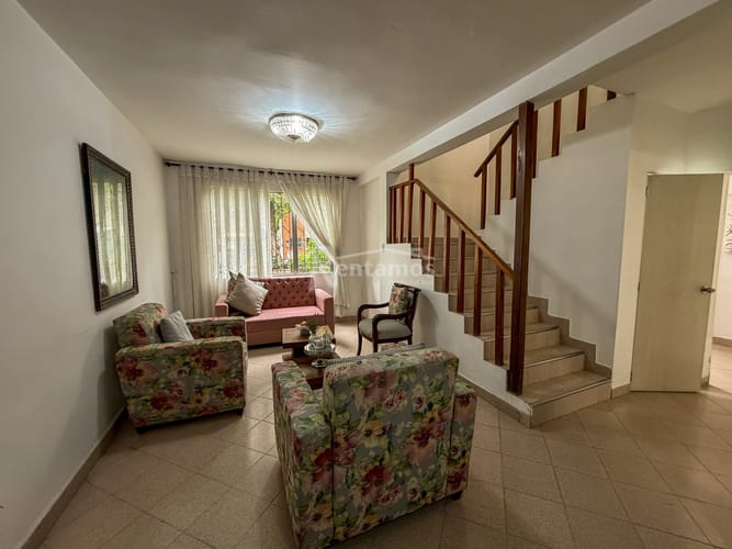 Casa de 7 alcobas en venta en Belén Fatima, Medellín, 400 m² · foto 4 de 23