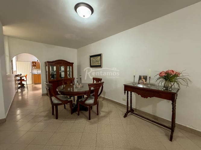 Casa de 7 alcobas en venta en Belén Fatima, Medellín, 400 m² · foto 6 de 23