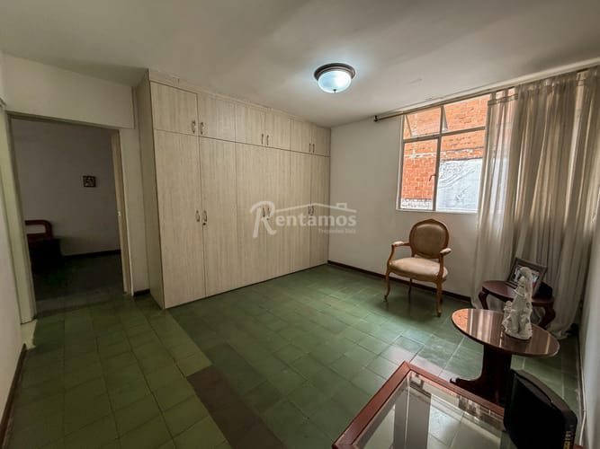 Casa de 7 alcobas en venta en Belén Fatima, Medellín, 400 m² · foto 13 de 23