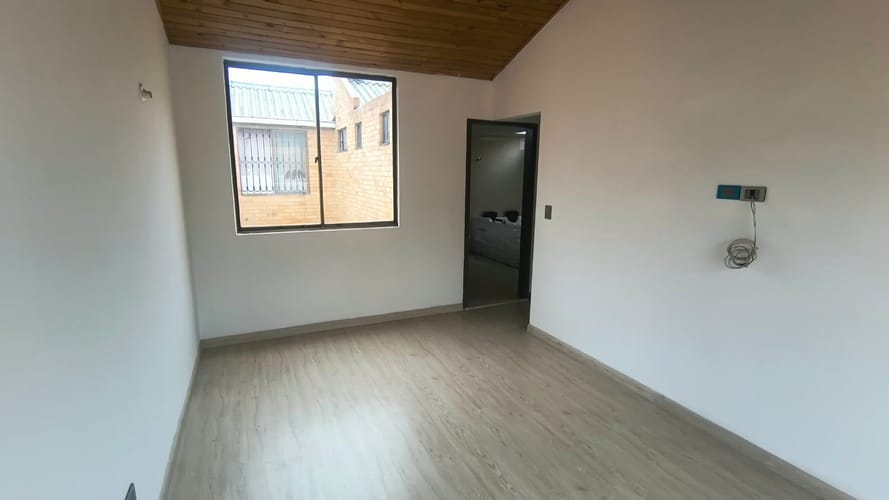 Casa de 3 alcobas en venta en Cr Cortijo De Serrezuela, Mosquera, 127 m² · foto 12 de 24