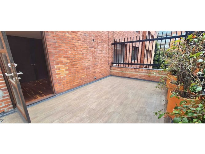 Apartamento de 3 alcobas en arriendo en Chico, Bogotá, 230 m² · foto 14 de 24