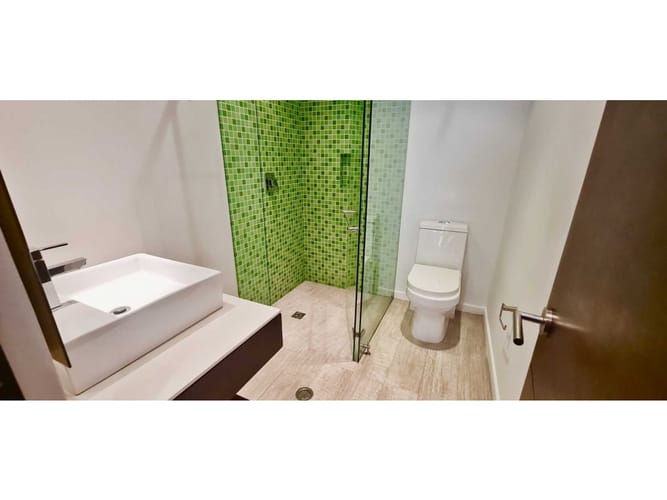 Apartamento de 3 alcobas en arriendo en Chico, Bogotá, 230 m² · foto 18 de 24