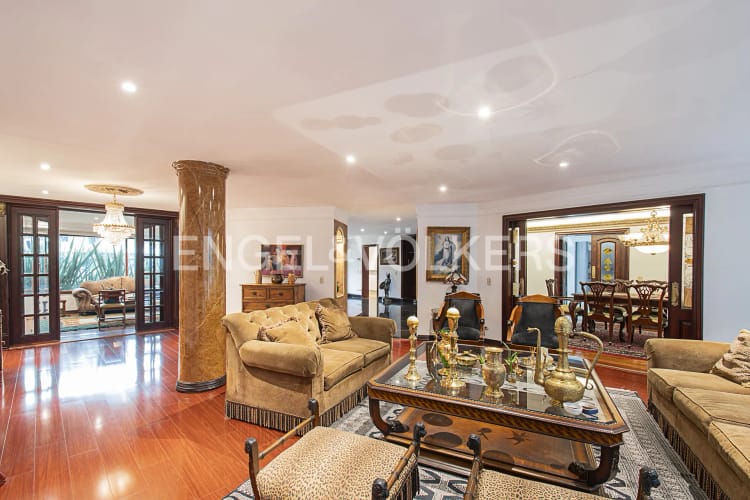 Casa de 4 alcobas en venta en Santa Ana, Bogotá, 620 m² · foto 3 de 21