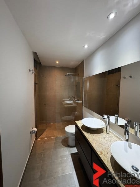 Apartamento de 2 alcobas en arriendo en Loma Del Chocho, Envigado, 91 m² · foto 11 de 12
