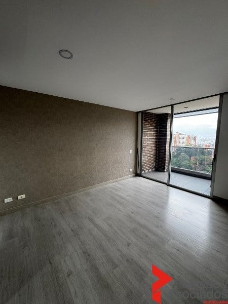 Apartamento de 2 alcobas en arriendo en Loma Del Chocho, Envigado, 91 m² · foto 12 de 12