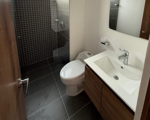Apartamento de 2 alcobas en arriendo en Mugá, Envigado, 62 m² · foto 9 de 10