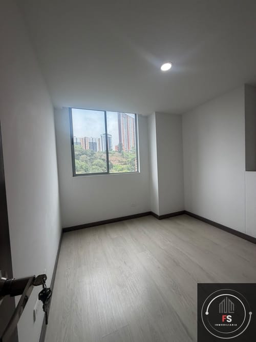 Apartamento de 3 alcobas en arriendo en Las Lomitas, Sabaneta, 90 m² · foto 12 de 24