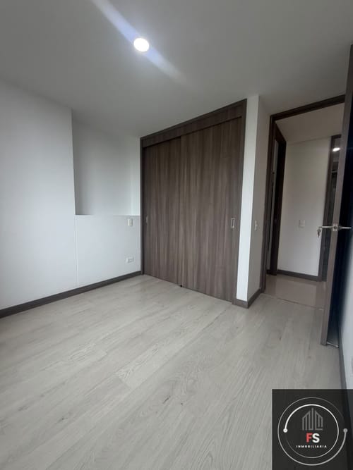 Apartamento de 3 alcobas en arriendo en Las Lomitas, Sabaneta, 90 m² · foto 13 de 24