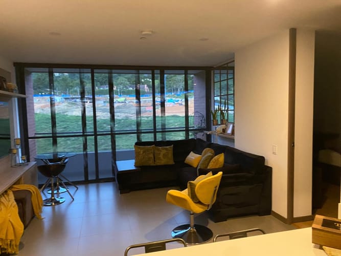 Apartaestudio en arriendo en Loma De Las Brujas, Envigado, 63 m² · foto 7 de 12