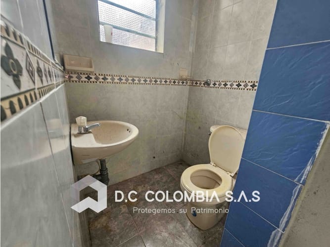 Casa de 3 alcobas en venta en Ub. La Magdala, Girardot, 95 m² · foto 15 de 23