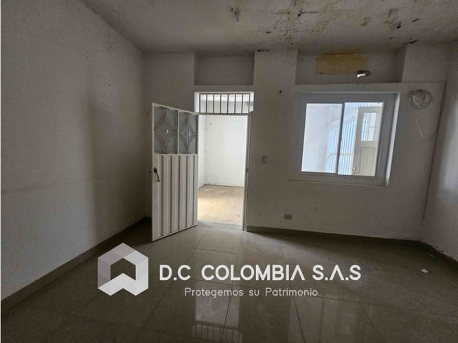 Casa de 3 alcobas en venta en Ub. La Magdala, Girardot, 95 m² · foto 19 de 23