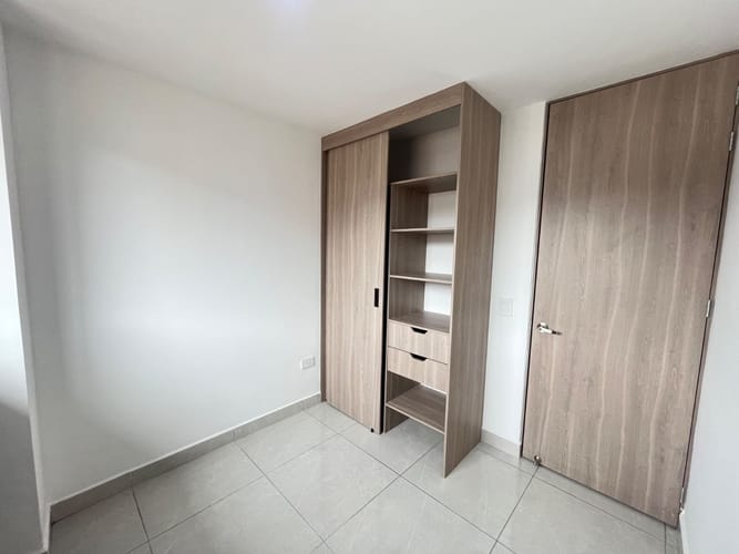Apartamento de 3 alcobas en arriendo en Calle Larga, Sabaneta, 67 m² · foto 7 de 17