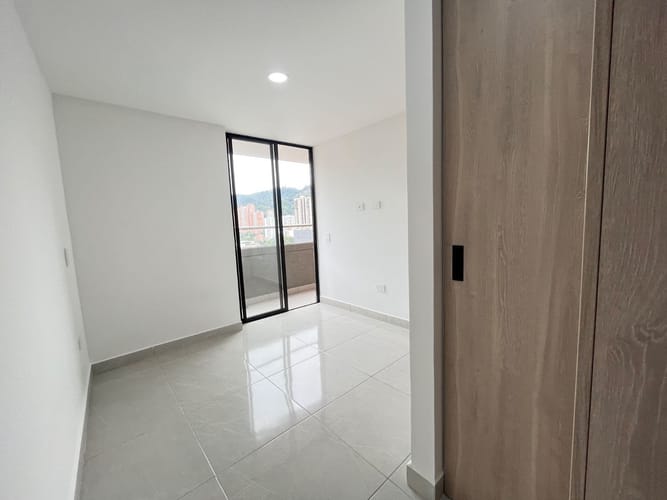 Apartamento de 3 alcobas en arriendo en Calle Larga, Sabaneta, 67 m² · foto 10 de 17