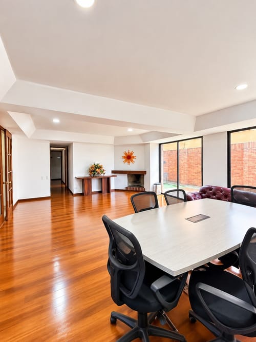 Apartaestudio en venta en Chico Norte, Bogotá, 42 m² · foto 9 de 12