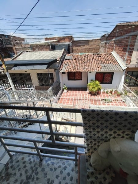 Casa de 6 alcobas en venta en Las Ceibas, Cali, 75 m² · foto 3 de 16