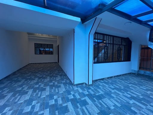 Apartamento de 3 alcobas en arriendo en Modelia, Bogotá, 100 m² · foto 2 de 20