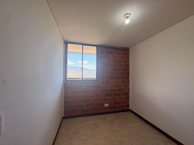 Apartamento de 3 alcobas en arriendo en La Ferreira, La Estrella, 65 m² · foto 7 de 14