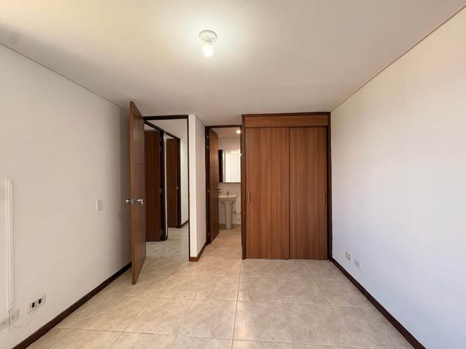 Apartamento de 3 alcobas en arriendo en La Ferreira, La Estrella, 65 m² · foto 12 de 14