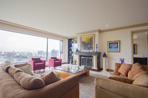 Apartamento de 4 alcobas en venta en Santa Barbara Alta, Bogotá, 403 m² · foto 4 de 24