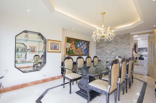 Apartamento de 4 alcobas en venta en Santa Barbara Alta, Bogotá, 403 m² · foto 12 de 24