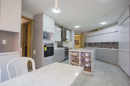 Apartamento de 4 alcobas en venta en Santa Barbara Alta, Bogotá, 403 m² · foto 13 de 24