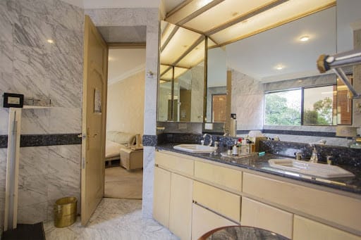 Apartamento de 4 alcobas en venta en Santa Barbara Alta, Bogotá, 403 m² · foto 19 de 24