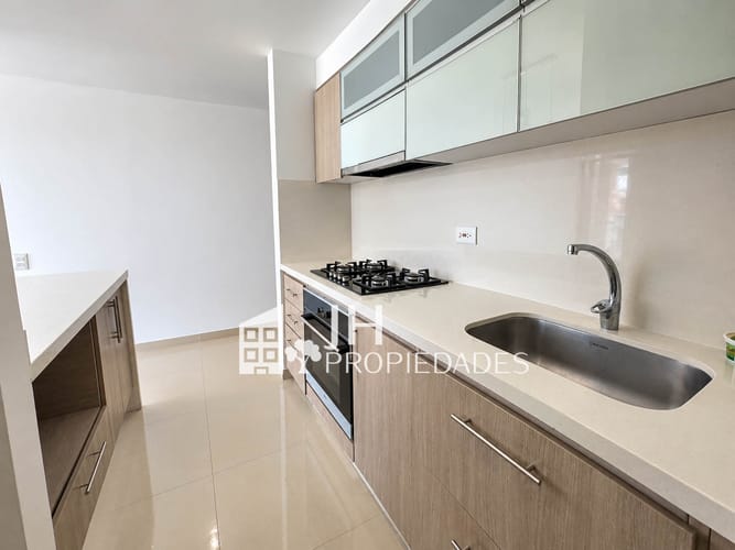 Apartamento de 3 alcobas en venta en Guatiguara, Piedecuesta, 90 m² · foto 4 de 11