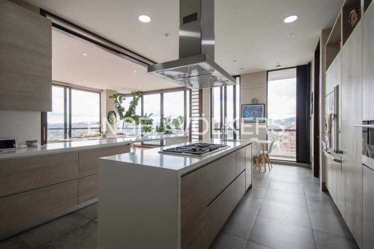 Apartamento de 4 alcobas en venta en La Cabrera, Bogotá, 351 m² · foto 11 de 21