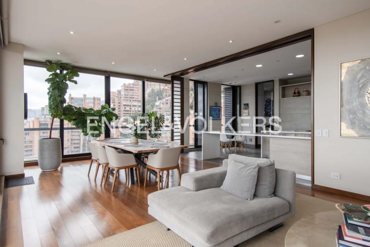 Apartamento de 4 alcobas en venta en La Cabrera, Bogotá, 351 m² · foto 8 de 21