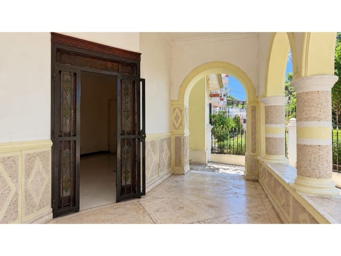 Casa de 4 alcobas en arriendo en El Prado, Barranquilla, 580 m² · foto 5 de 6