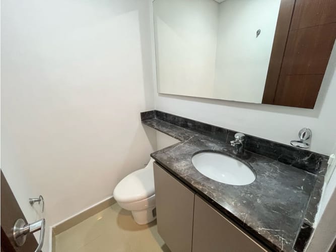 Apartamento de 3 alcobas en arriendo en Santa María De Los Ángeles, Medellín, 101 m² · foto 13 de 24