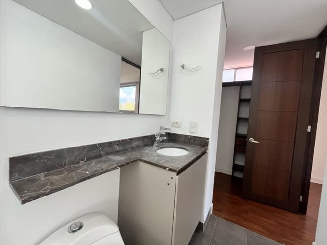 Apartamento de 3 alcobas en arriendo en Santa María De Los Ángeles, Medellín, 101 m² · foto 22 de 24