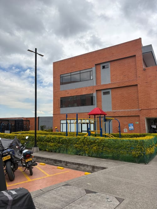 Apartamento de 3 alcobas en arriendo en Ciudad Verde, Soacha, 48 m² · foto 21 de 22