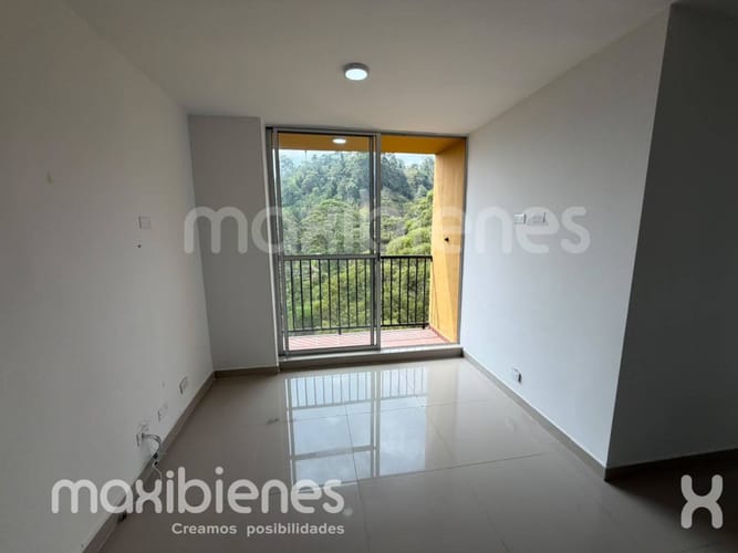 Apartamento de 3 alcobas en arriendo en Pueblo Viejo, La Estrella, 55 m² · foto 2 de 9